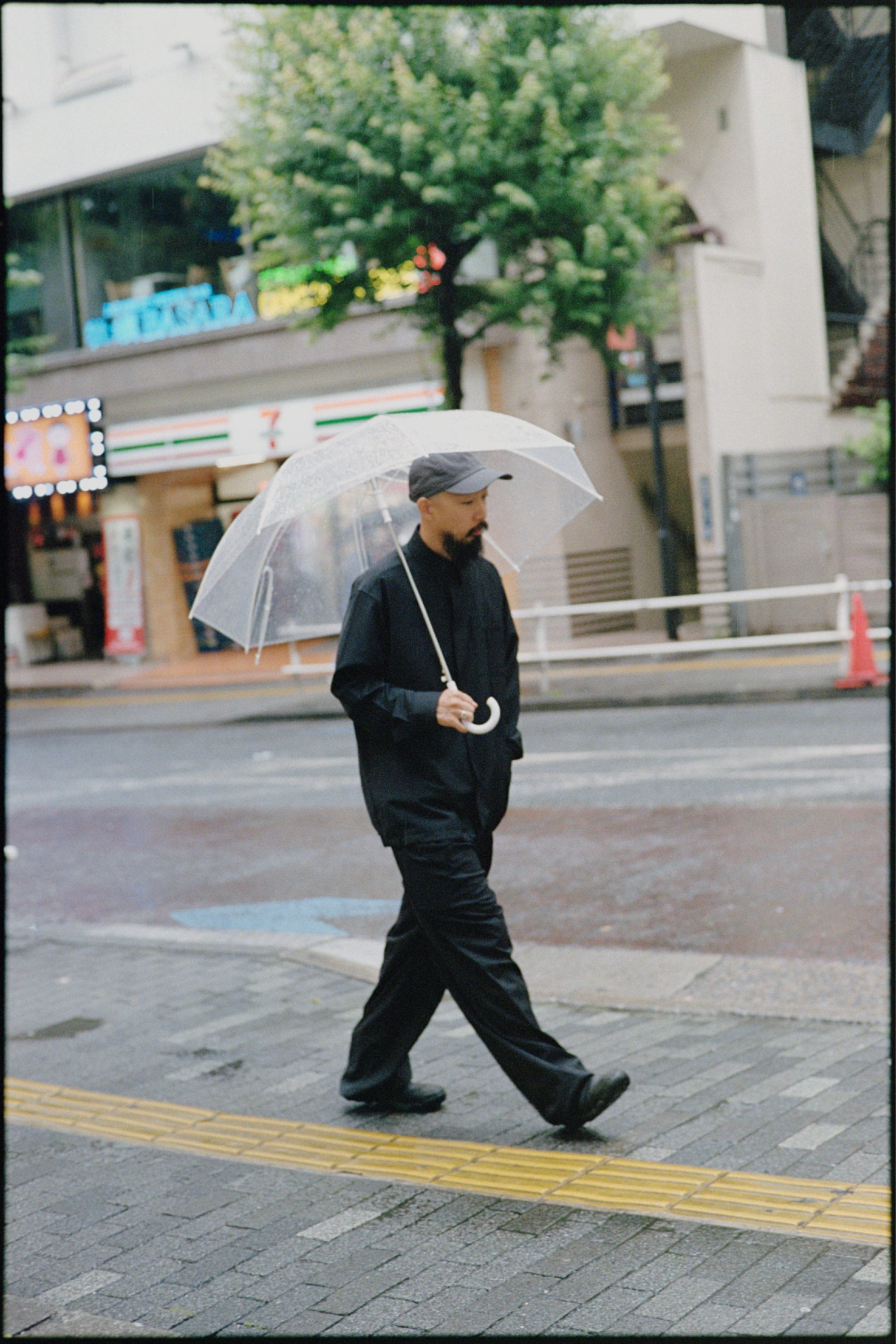 8 NIGHTHAWKS 8 NIGHTHAWKS